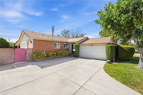 44421 Lowtree Ave, Lancaster, CA, 93534-2917 | Card Image