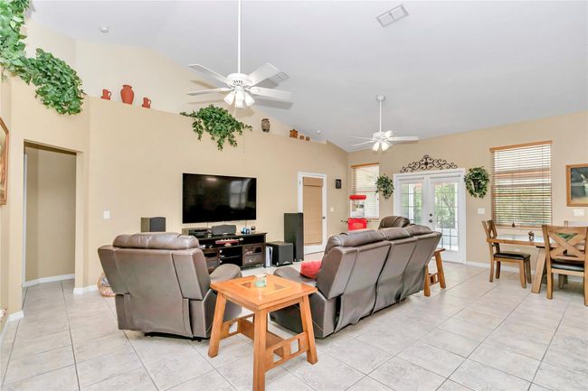 10372 Sw 41 St Ct, House other with 4 bedrooms, 2 bathrooms and null parking in OCALA FL | Image 15