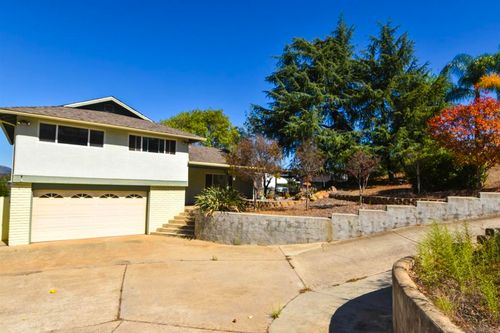 914 S Grade Rd, Alpine, CA, 91901 | Card Image