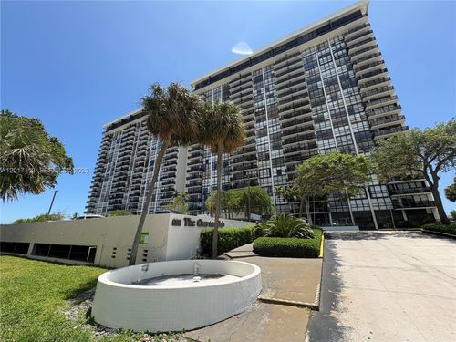 1515-600 Ne 36th St, Miami, FL, 33137-3941 | Card Image