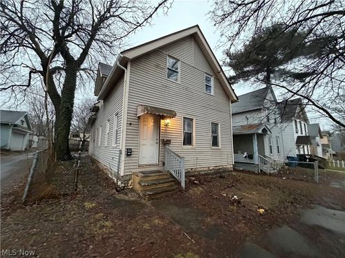3150 W 40th St, Cleveland, OH, 44109-1222 | Card Image