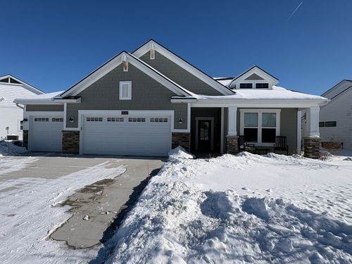 66-5542 Isle River Dr, Belmont, MI, 49306-9063 | Card Image