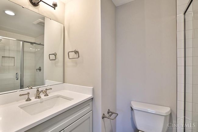 2908 Robertson Ave, House other with 3 bedrooms, 4 bathrooms and null parking in Cincinnati OH | Image 7