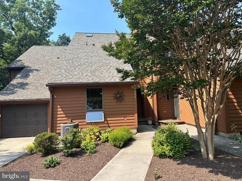 203 Tecumseh Trl, HEDGESVILLE, WV, 25427-3856 | Card Image