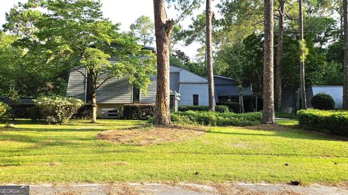 217 Wildwood Dr, Statesboro, GA, 30458-1678 | Card Image