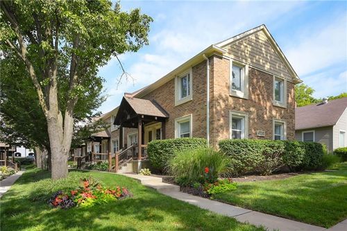 apt-1-a-4530 Jefferson St, Kansas City, MO, 64111-3479 | Card Image