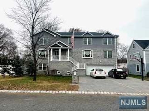 3 Voorhis Place, Pequannock Township, NJ, 07444 | Card Image