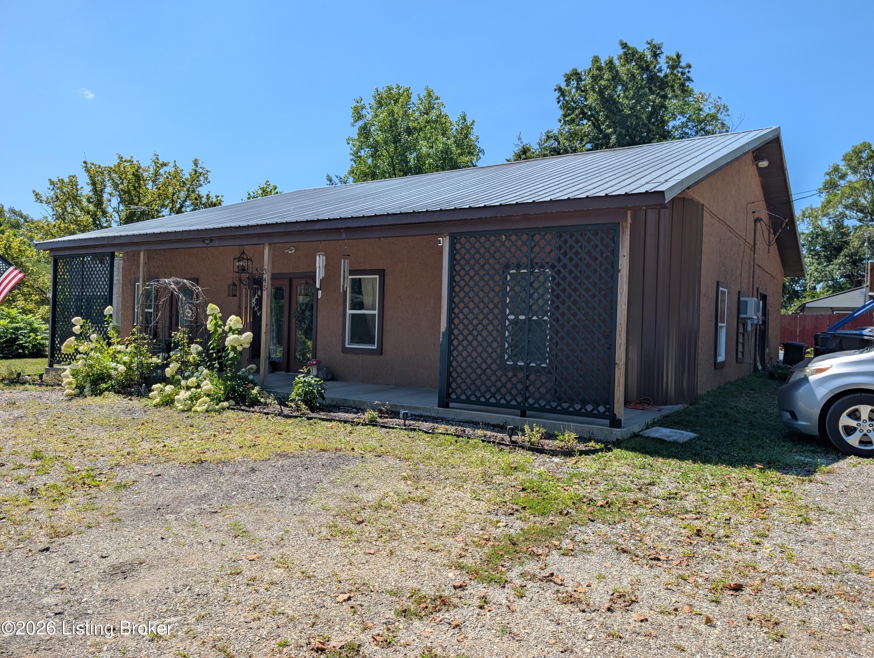 Residential in North Vernon 5