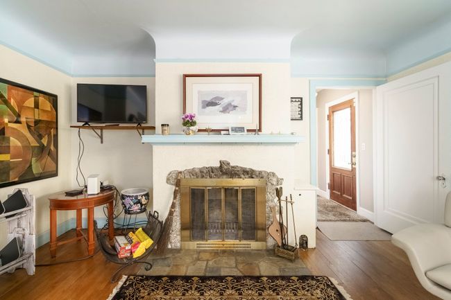 34900 Chestnut St, House other with 4 bedrooms, 3 bathrooms and null parking in Wayne MI | Image 7