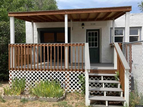 334 W 26th Ave, Torrington, WY, 82240-1906 | Card Image