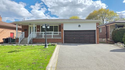 142 Cactus Ave, North York, ON, M2R2V2 | Card Image