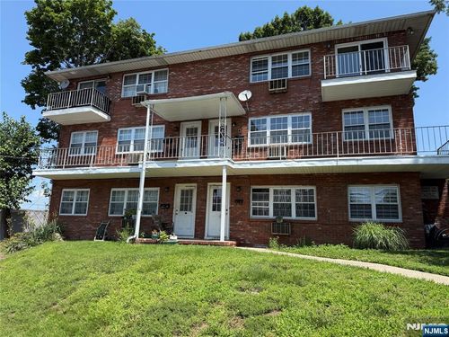 419 Paterson Ave, East Rutherford, NJ, 07073-1354 | Card Image