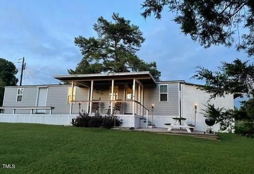 529 Flanagan Rd, Henderson, NC, 27537-5482 | Card Image