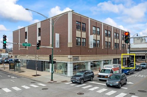2f-1600 Halsted St, Chicago, IL, 60614-5560 | Card Image