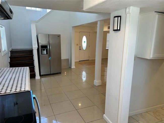 #2/2 Living Area | Image 18