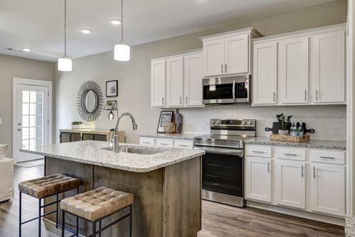 415-1427 Vanner Ct, Gallatin, TN, 37066-2377 | Card Image