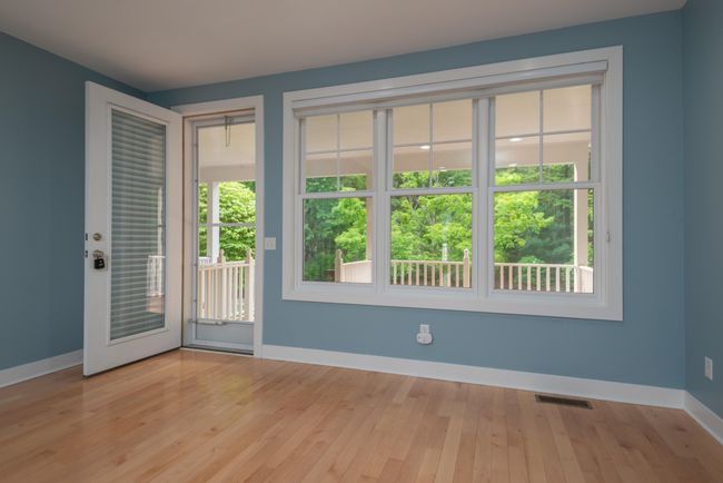 10571 Pinecone Trl, Condo with 3 bedrooms, 3 bathrooms and null parking in South Haven MI | Image 5