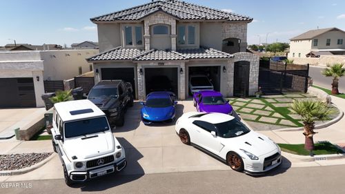 12669 Monmouth Ave, Horizon City, TX, 79928-5933 | Card Image