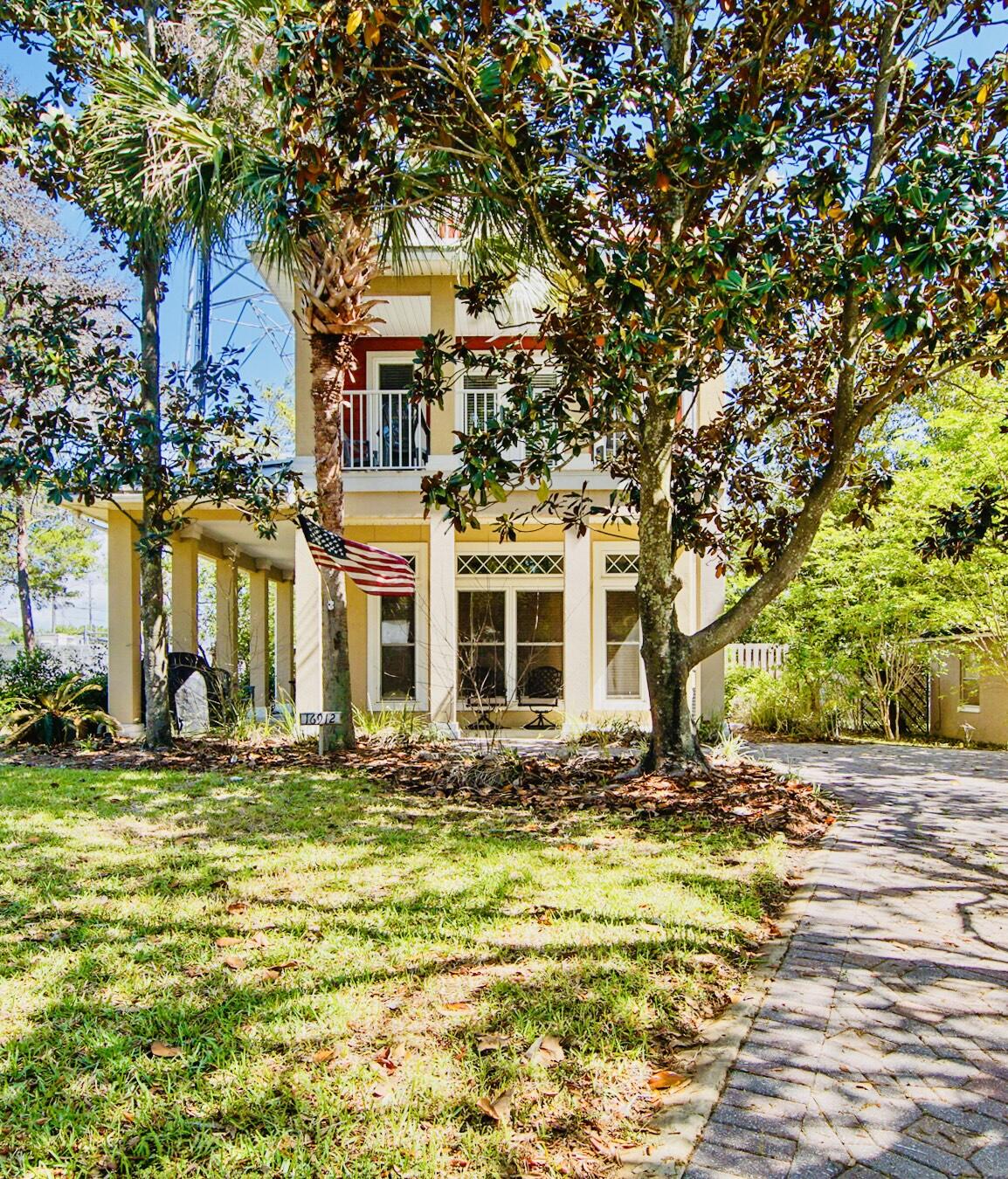 Castile Ave, Panama City Beach, FL 32413