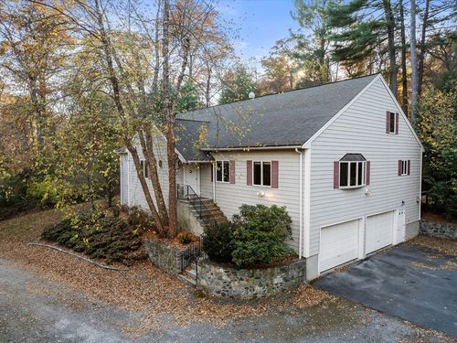 1133 High St, Dedham, MA, 02026-5722 | Card Image