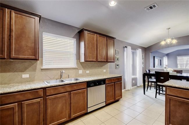 1036 Estival Dr, House other with 3 bedrooms, 2 bathrooms and 4 parking in Kyle TX | Image 6