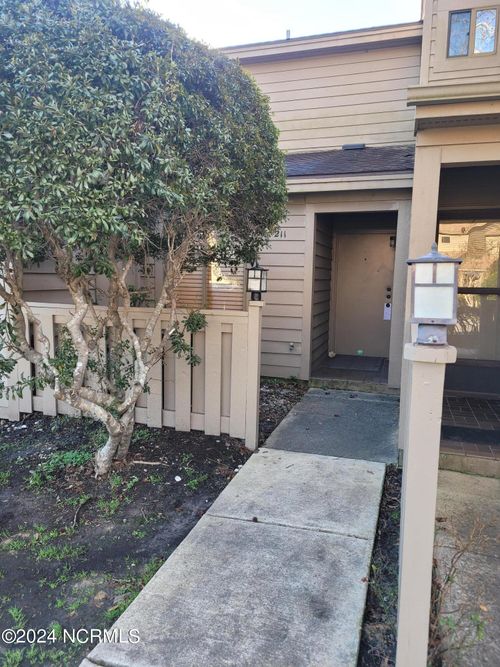 211 Saint Luke Ct, Wilmington, NC, 28409-2640 | Card Image