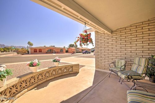 908 S Ocotillo Dr, Apache Junction, AZ, 85120-6107 | Card Image