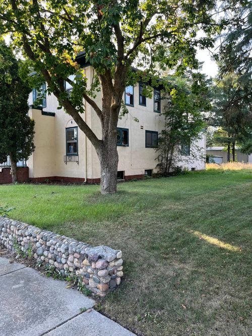 629 2nd St S, Cold Spring, MN, 56320-2303 | Card Image