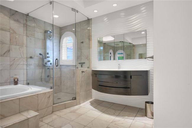 2115 Country Club Prado, House other with 4 bedrooms, 5 bathrooms and null parking in Coral Gables FL | Image 44