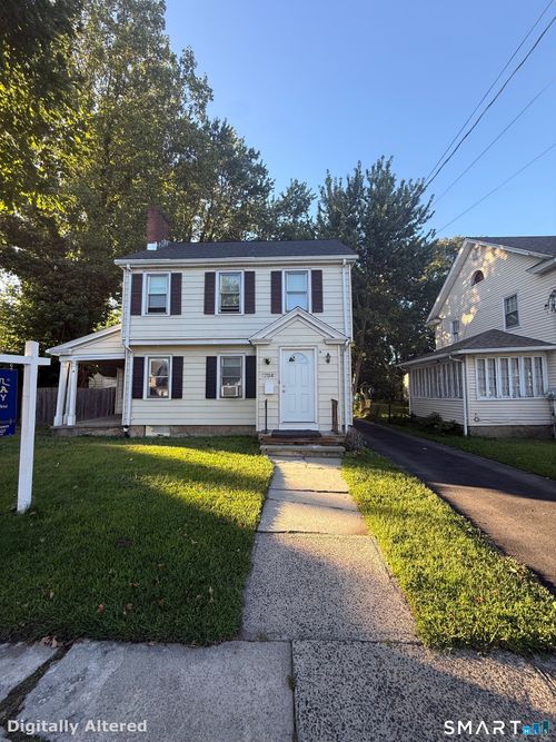 704 W Taft Ave, Bridgeport, CT, 06604-1835 | Card Image
