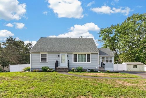12 Claude Rd, Chelmsford, MA, 01824-1614 | Card Image