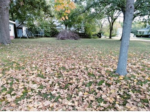 201 E School St, Hamilton, MO, 64644-1464 | Card Image