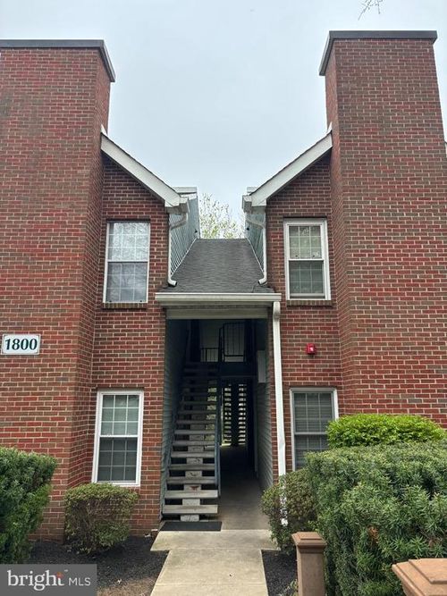 1807 Diamond Dr, NEWTOWN, PA, 18940-2439 | Card Image