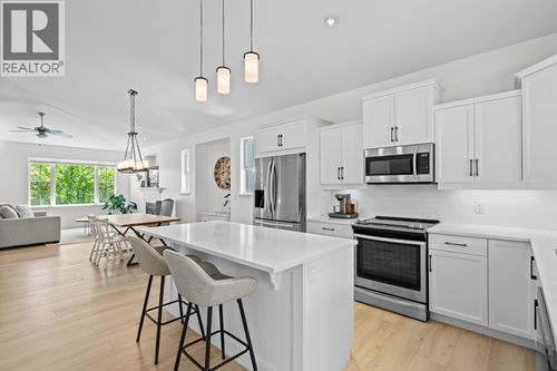 2550 Copper Ridge Dr, West Kelowna, BC, V4T2X6 | Card Image