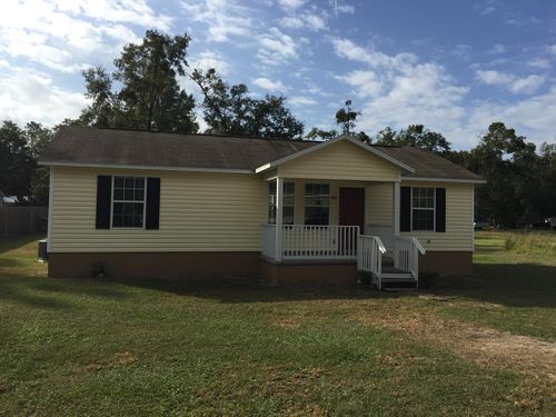 1102 Ne 16th Ave, Trenton, FL, 32693-8911 | Card Image
