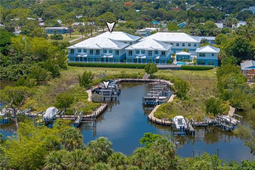 4692 Se Manatee Ter, Stuart, FL, 34997-2546 | Card Image