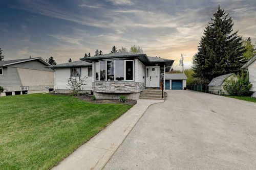 10015 89 Ave, Grande Prairie, AB, T8V0E2 | Card Image