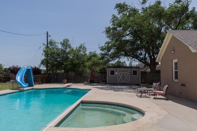 1308 W 24 Th St, House other with 4 bedrooms, 3 bathrooms and null parking in Plainview TX | Image 72