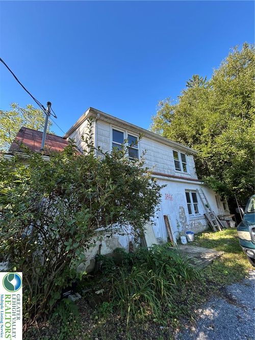 1846 Independent Rd, Breinigsville, PA, 18031-2208 | Card Image