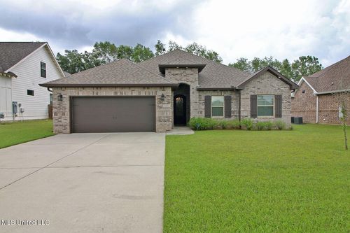 10502 E Landon Green Circle, Gulfport, MS, 39503 | Card Image