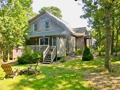 59 Prospect Ave, Oak Bluffs, MA, 02557-7174 | Card Image