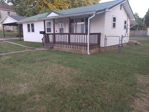 212 W Cherry St, Mount Vernon, MO, 65712-1504 | Card Image