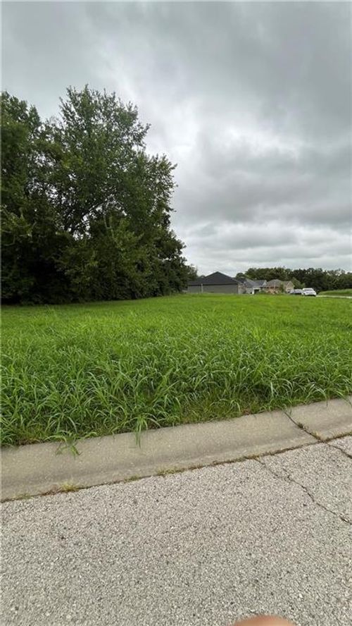 1826 N 78th Ter, Kansas City, KS, 66112-2019 | Card Image