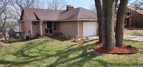 3524 Sw Skyline Pkwy, Topeka, KS, 66614-3822 | Card Image