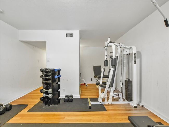 APT-112 - 2303 Side Dr, Condo with 1 bedrooms, 1 bathrooms and 1 parking in Austin TX | Image 19