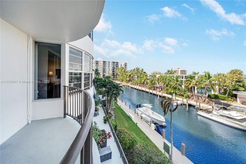 apt-308-3051 Ne 48th St, Fort Lauderdale, FL, 33308-4916 | Card Image