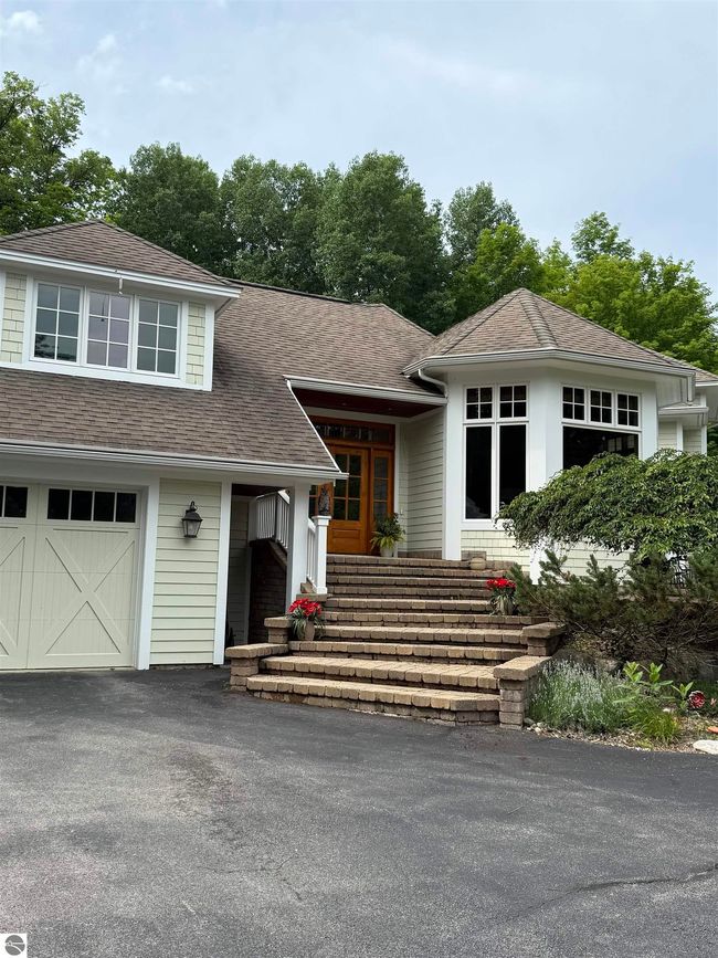 3970 N West Torch Lake Dr, House other with 4 bedrooms, 5 bathrooms and null parking in Kewadin MI | Image 9