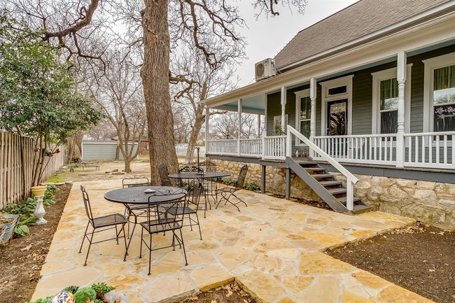 East Courtyard gives guest space for fresh air | Image 7