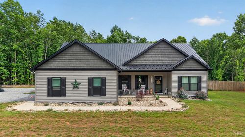 4320 Lewis Ford Rd, Brookneal, VA, 24528-3248 | Card Image