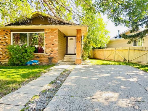 28 Berwick Rise Nw, Calgary, AB, T3K1C8 | Card Image